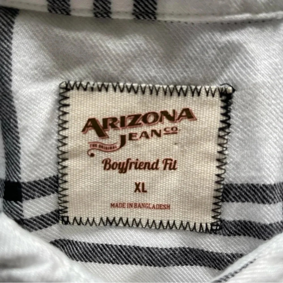 Arizona Jeans Black White Button Down Boyfriend Fit Women’s XL - Picture 6 of 13